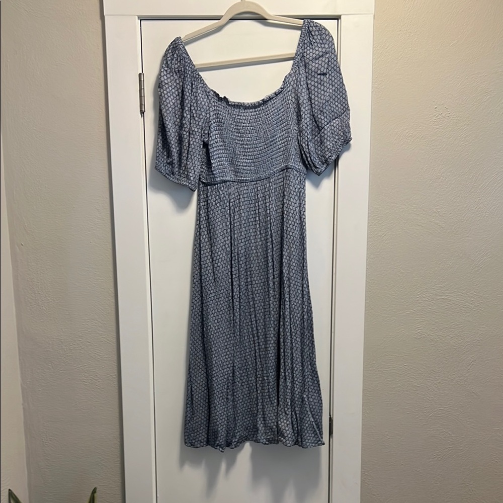 Carly Jean Los Angeles Gray Pleated Puff Sleeve Sundress